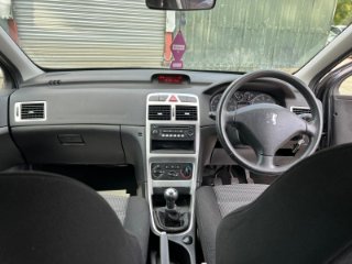 /photos/10043/76695f83-e101-d64b-f32f-96cc544466ed_i320x240.jpg